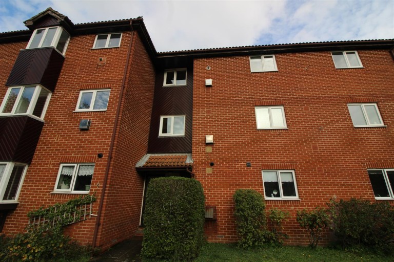 30 Berwick WaySevenoaksKent